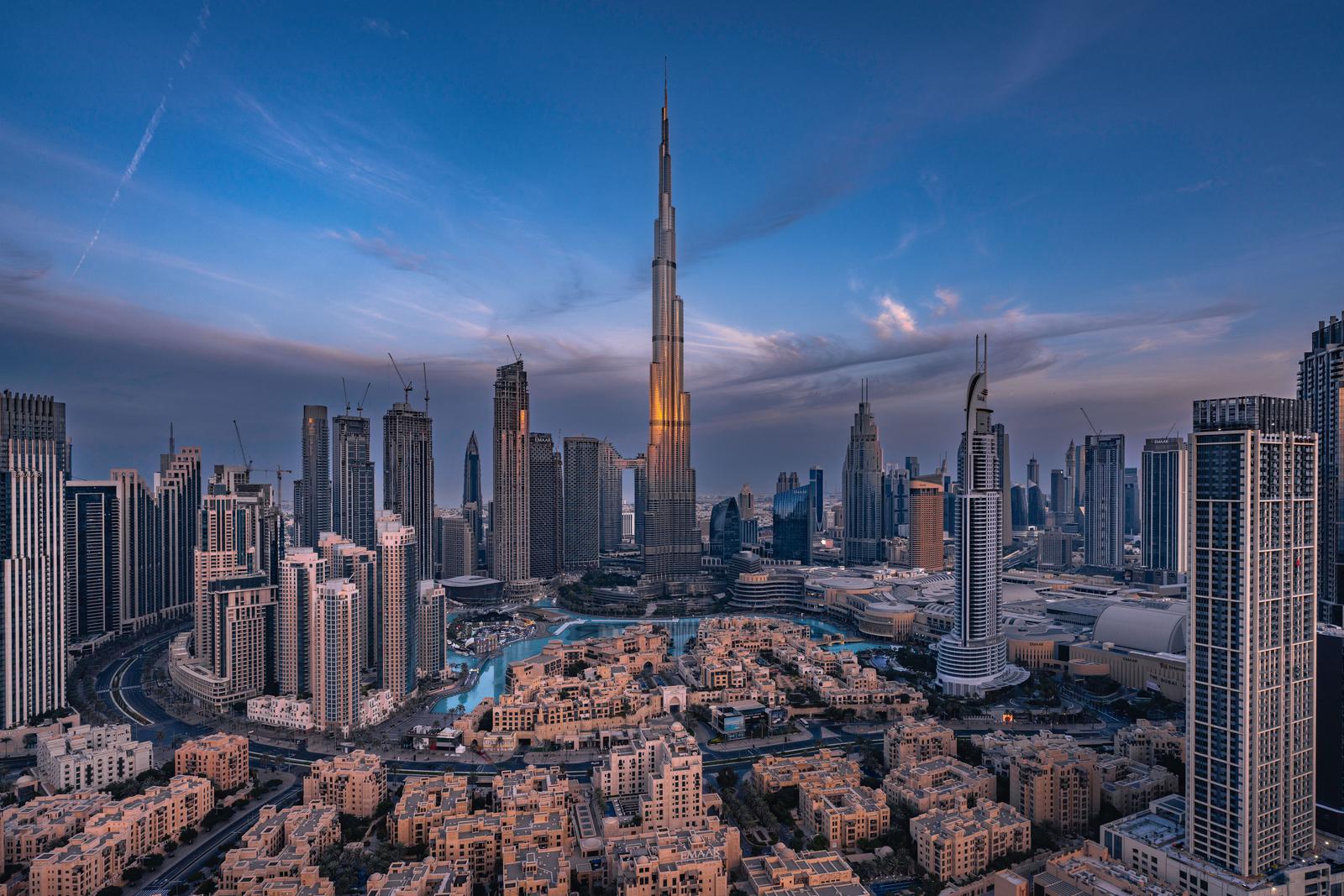 Dubai skyline with the Burj Khalifa rising above downtown